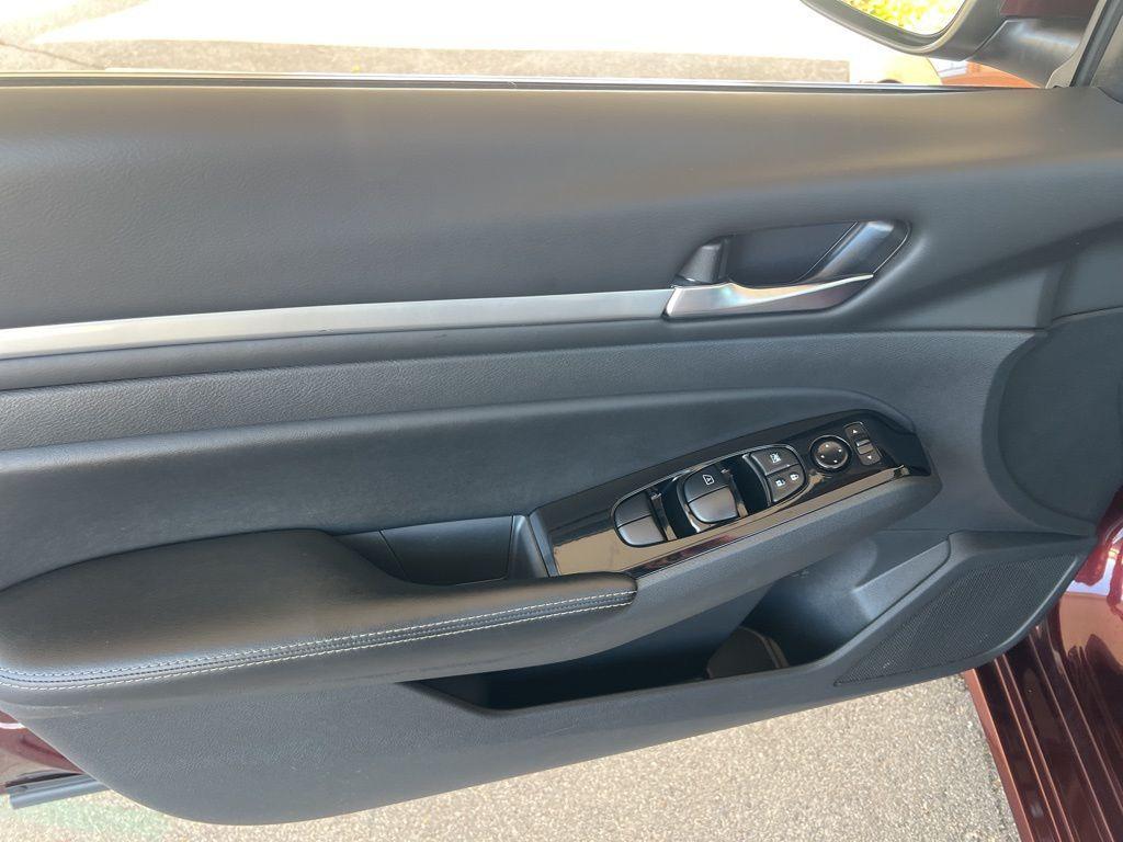 used 2023 Nissan Altima car, priced at $21,000