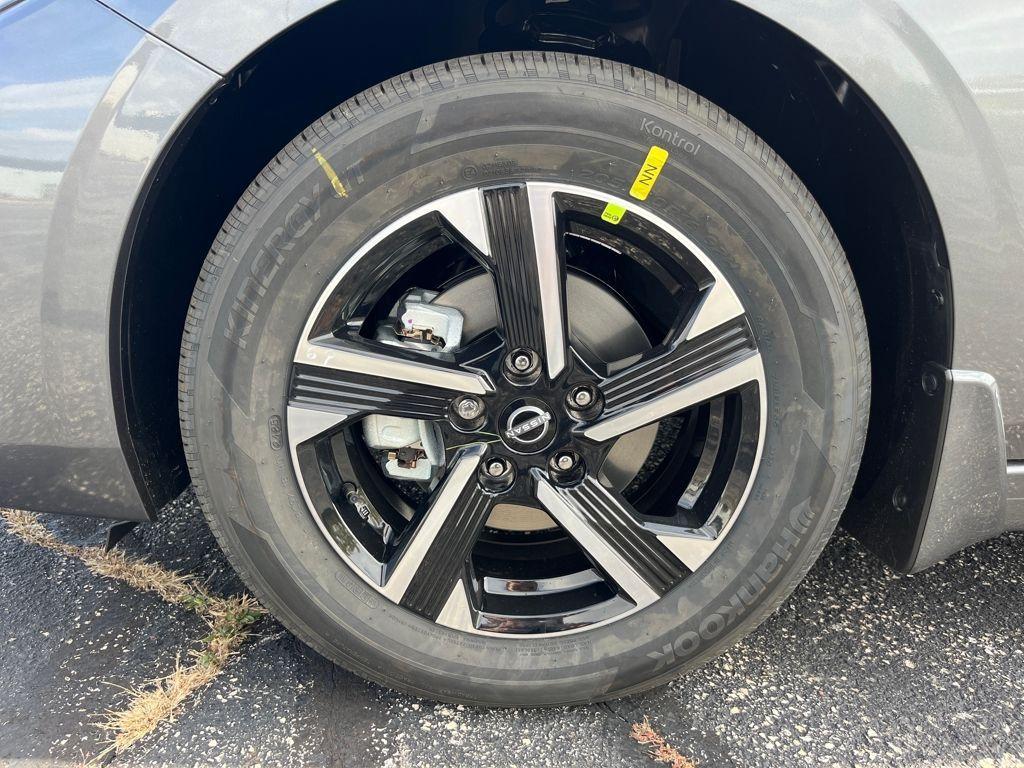 new 2025 Nissan Sentra car, priced at $21,161