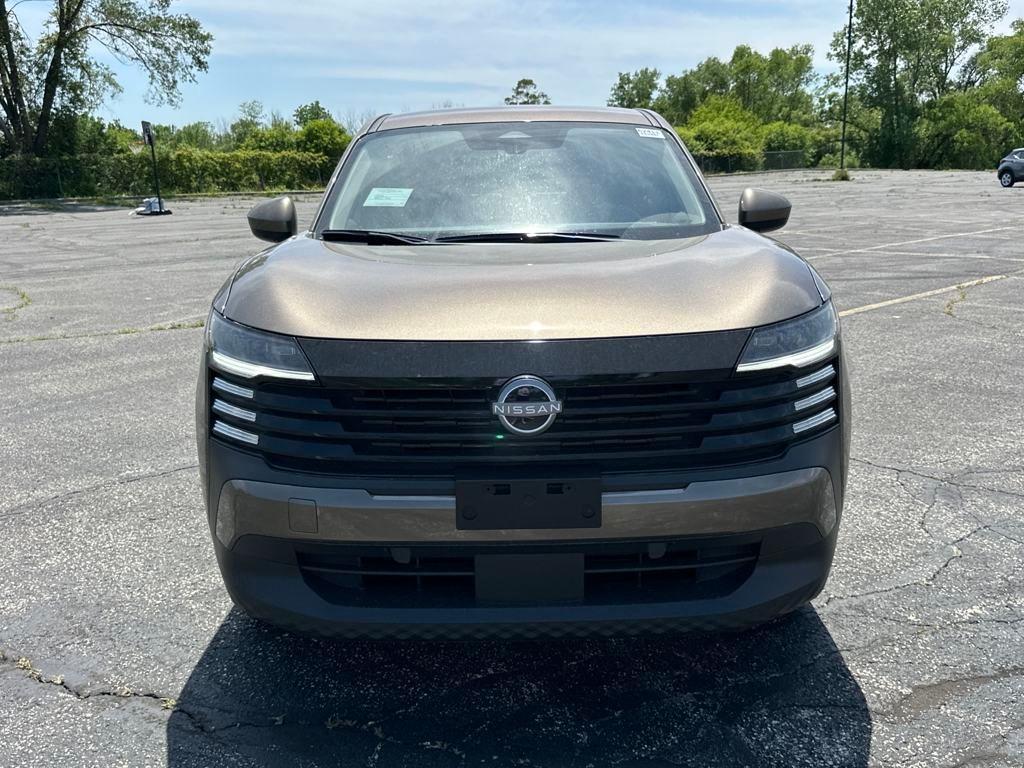 new 2025 Nissan Kicks car, priced at $25,355