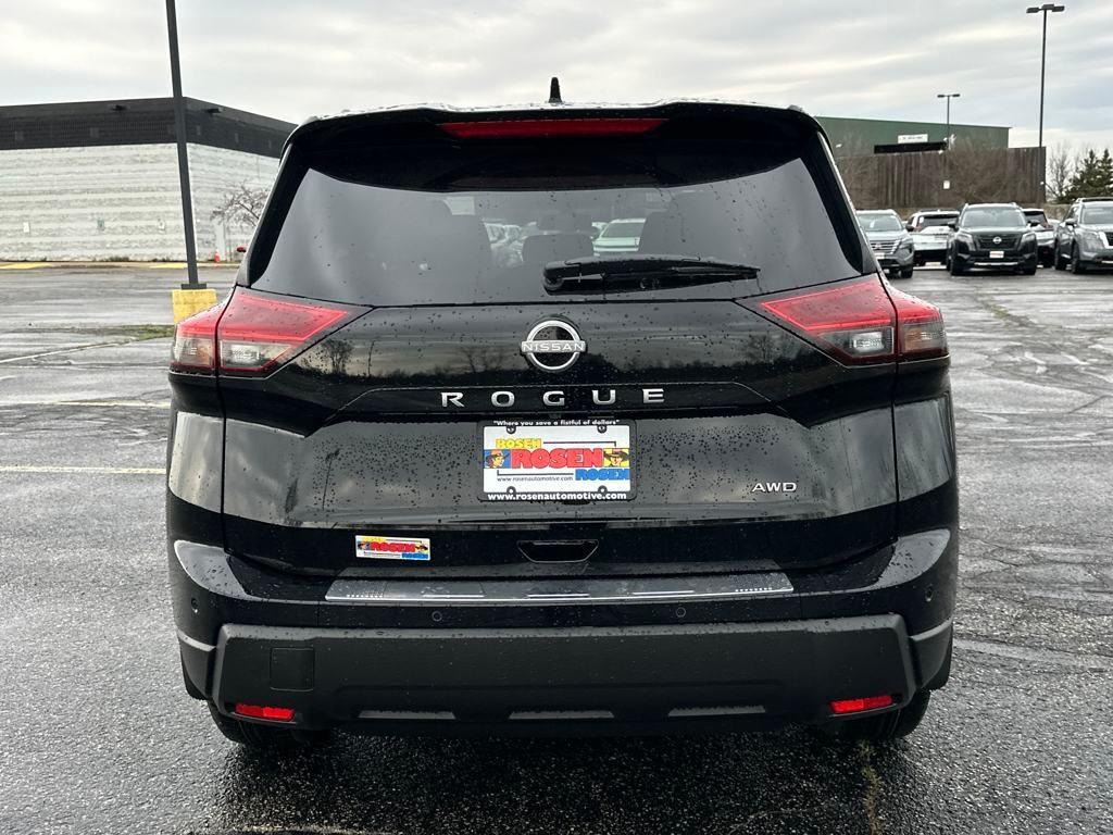 new 2025 Nissan Rogue car, priced at $31,328