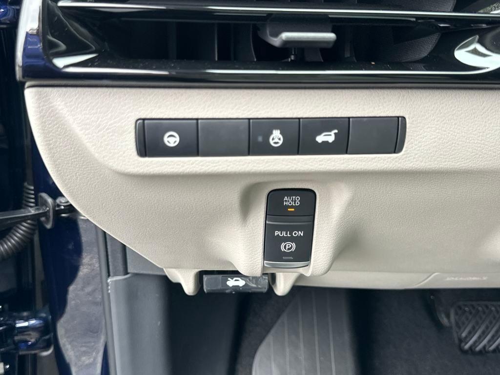 new 2025 Nissan Murano car, priced at $45,715