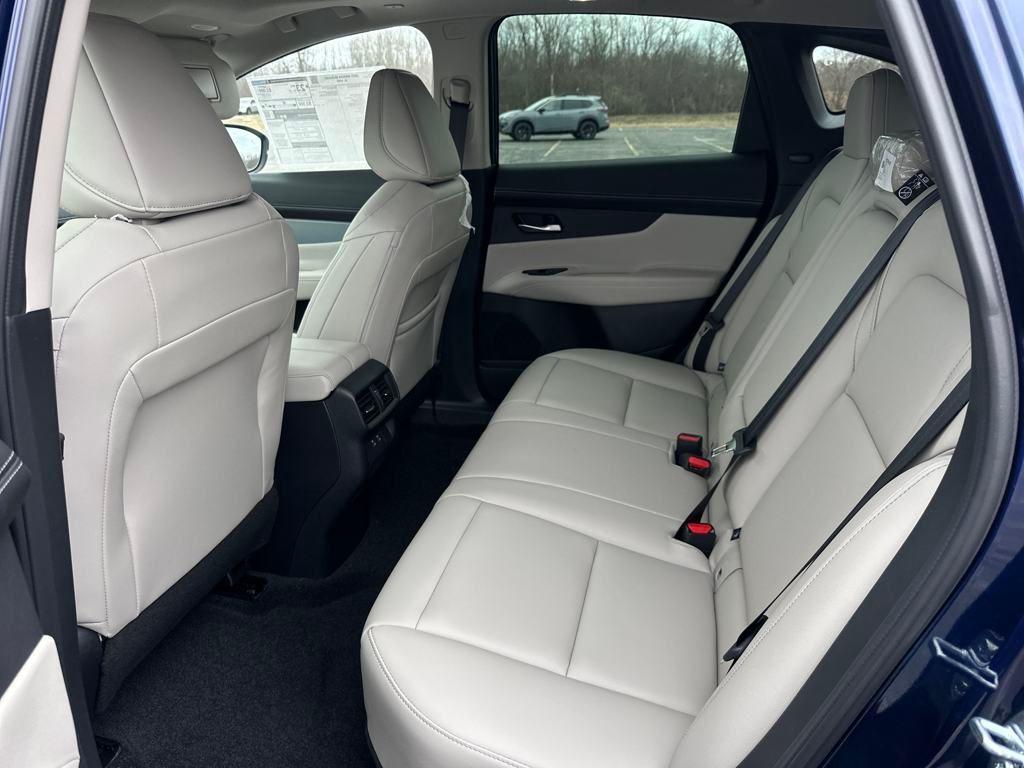 new 2025 Nissan Murano car, priced at $45,715