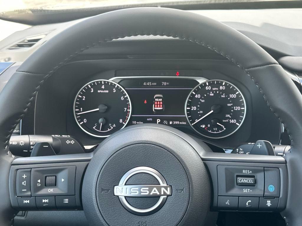 new 2025 Nissan Pathfinder car, priced at $40,580