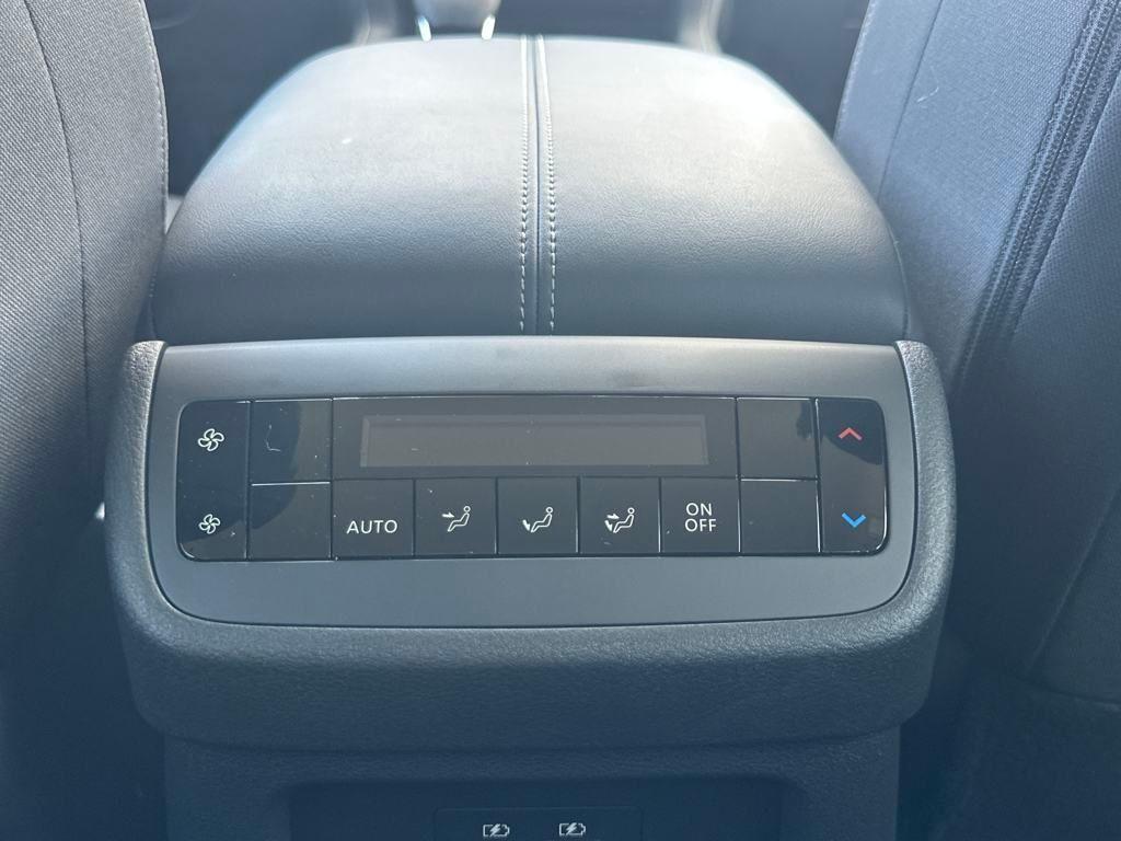 new 2025 Nissan Pathfinder car, priced at $40,580