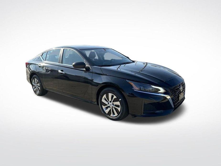 new 2025 Nissan Altima car, priced at $25,983