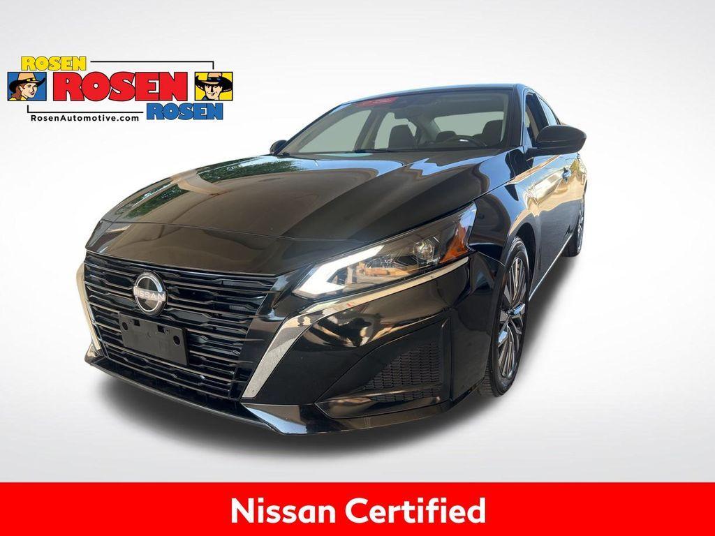 used 2023 Nissan Altima car, priced at $21,876