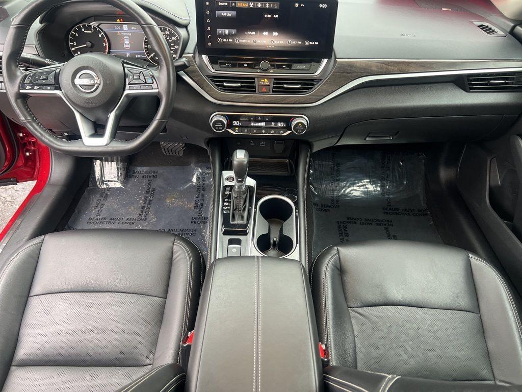 used 2023 Nissan Altima car, priced at $25,999