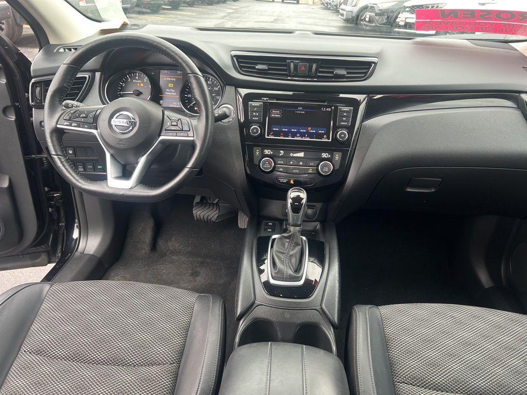 used 2022 Nissan Rogue Sport car, priced at $22,999