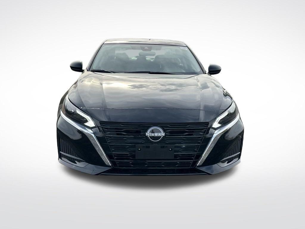 new 2025 Nissan Altima car, priced at $25,983