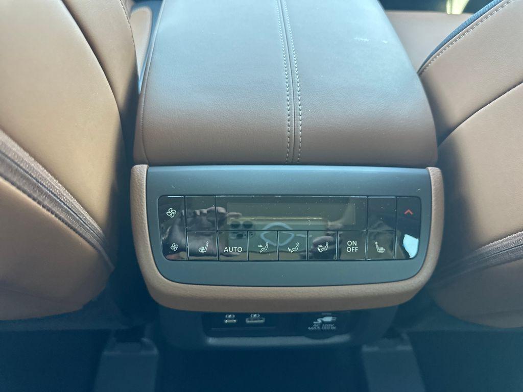 new 2025 Nissan Pathfinder car, priced at $49,451