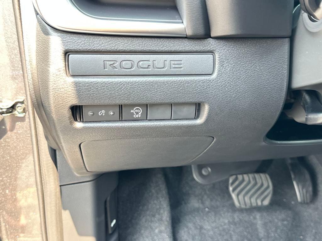 new 2026 Nissan Rogue car, priced at $29,925