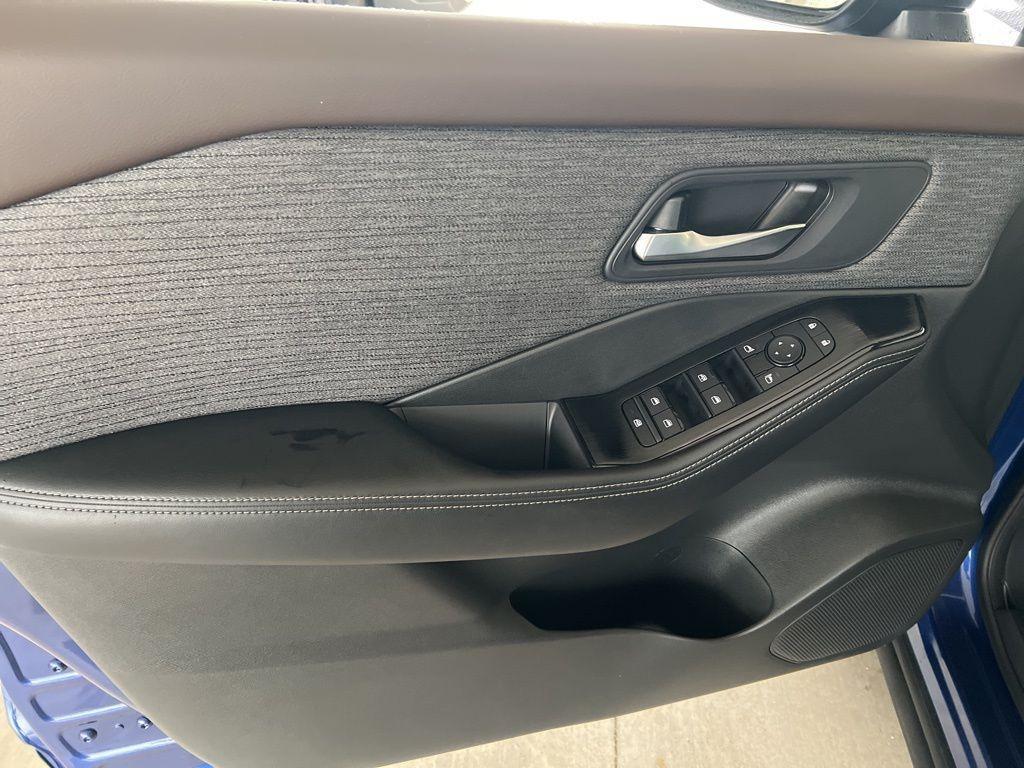 used 2023 Nissan Rogue car, priced at $28,999