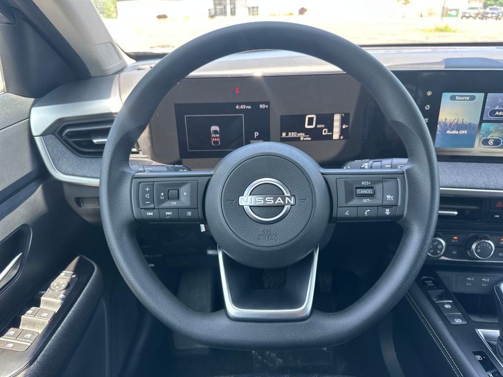 new 2025 Nissan Kicks car, priced at $25,660