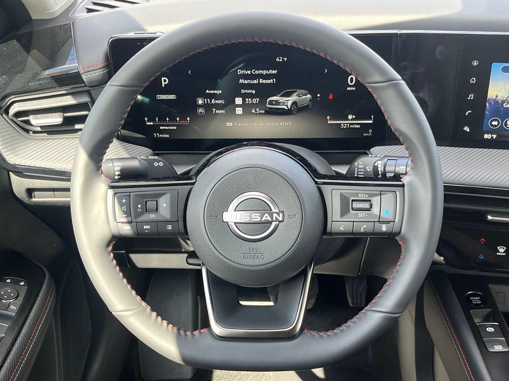 new 2025 Nissan Kicks car, priced at $28,264