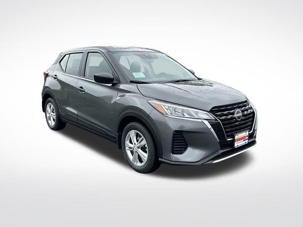 new 2025 Nissan Kicks Play car, priced at $22,362