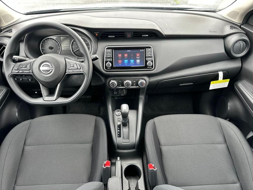 new 2025 Nissan Kicks Play car, priced at $22,362