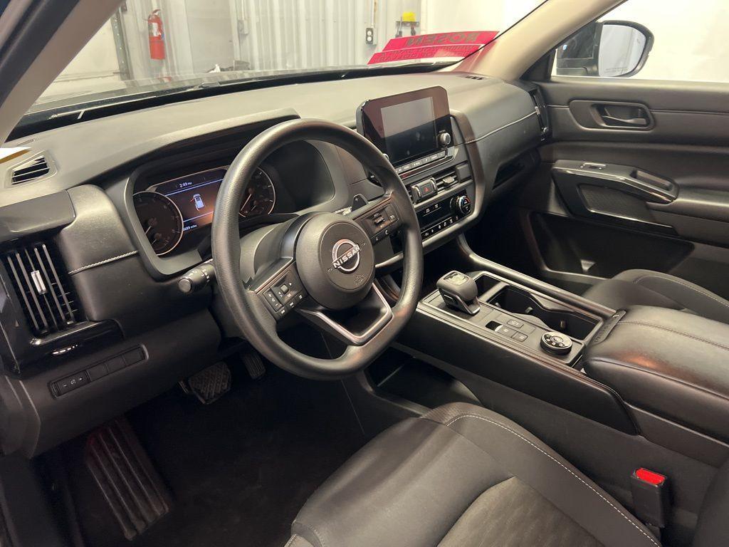 used 2023 Nissan Pathfinder car, priced at $31,999