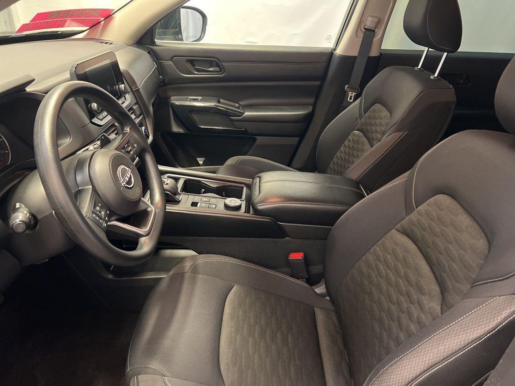 used 2023 Nissan Pathfinder car, priced at $31,999