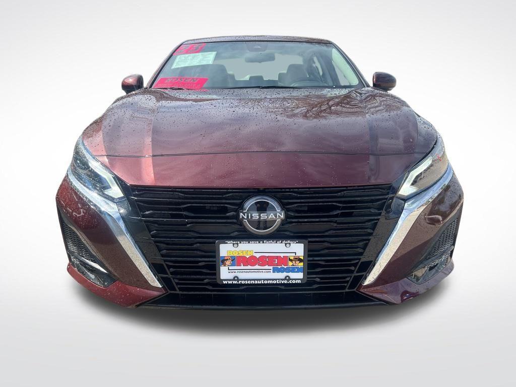 used 2023 Nissan Altima car, priced at $25,999