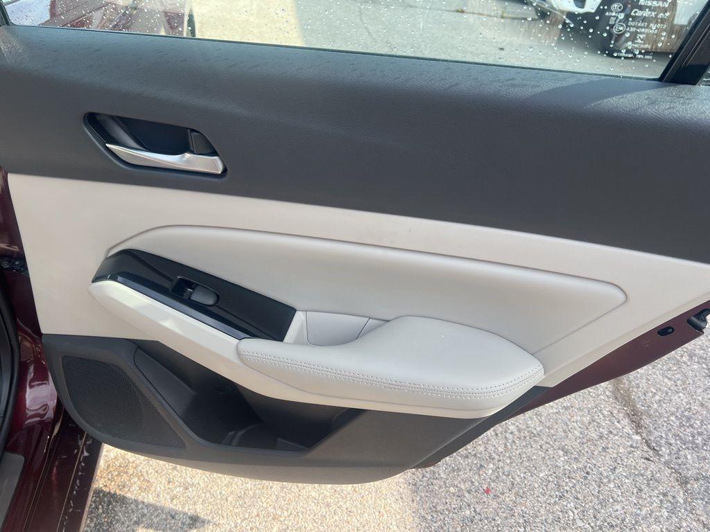 used 2023 Nissan Altima car, priced at $25,999