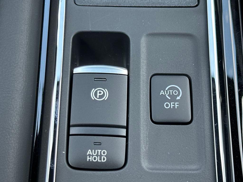 new 2025 Nissan Pathfinder car, priced at $42,873