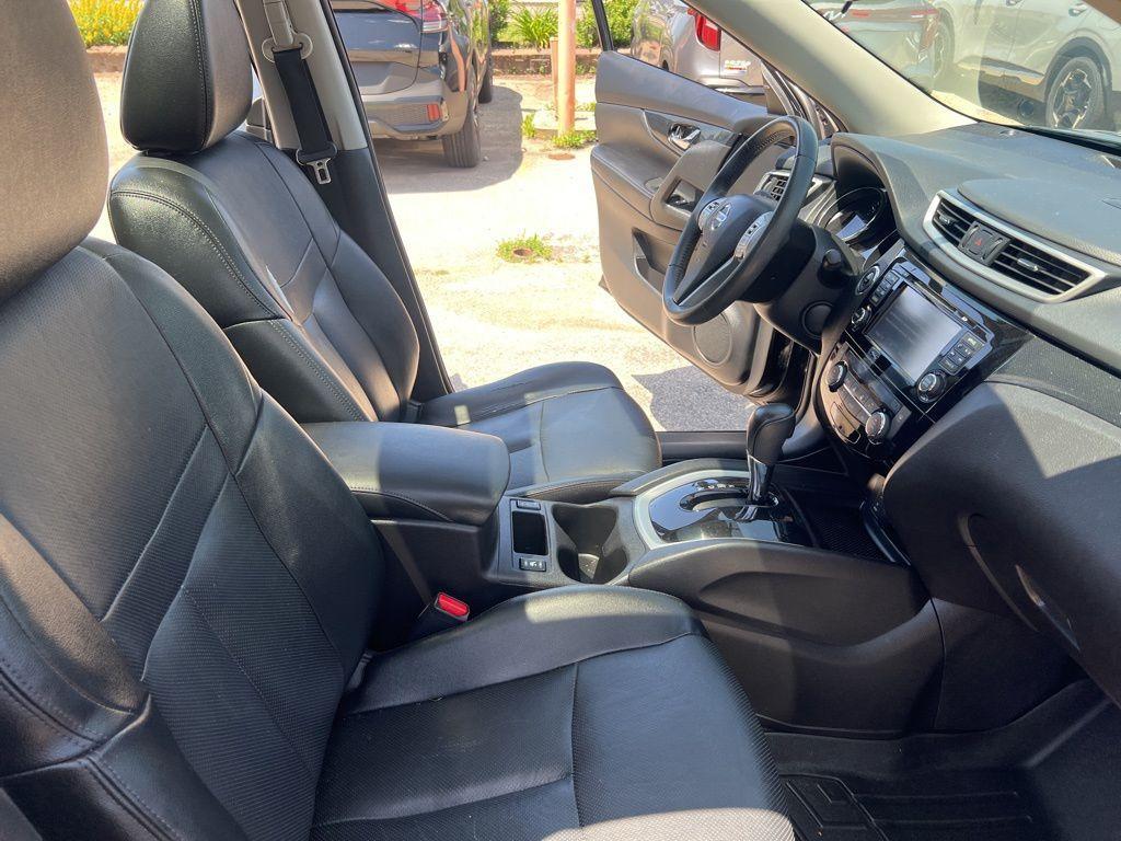 used 2016 Nissan Rogue car, priced at $15,999