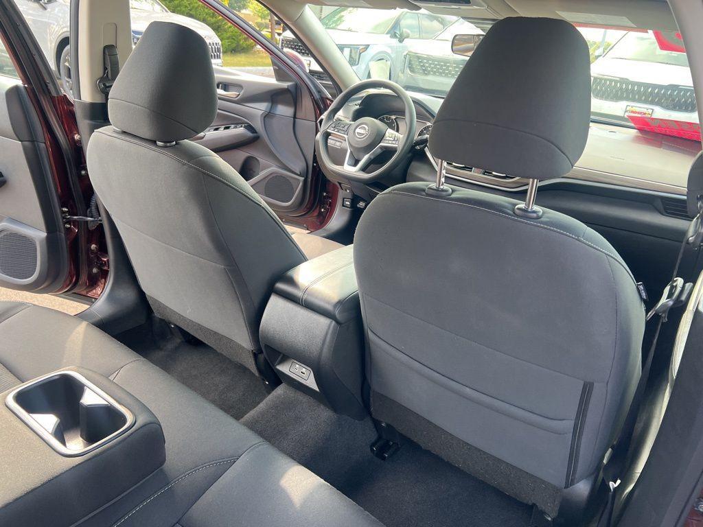 used 2023 Nissan Altima car, priced at $21,137