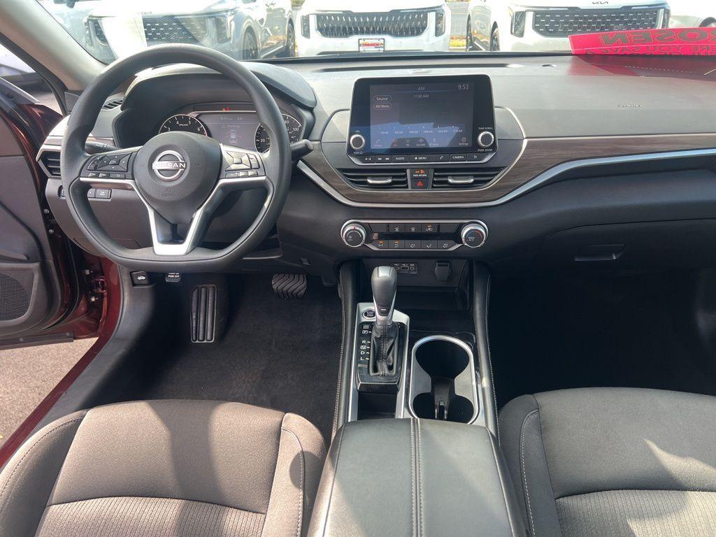 used 2023 Nissan Altima car, priced at $21,137