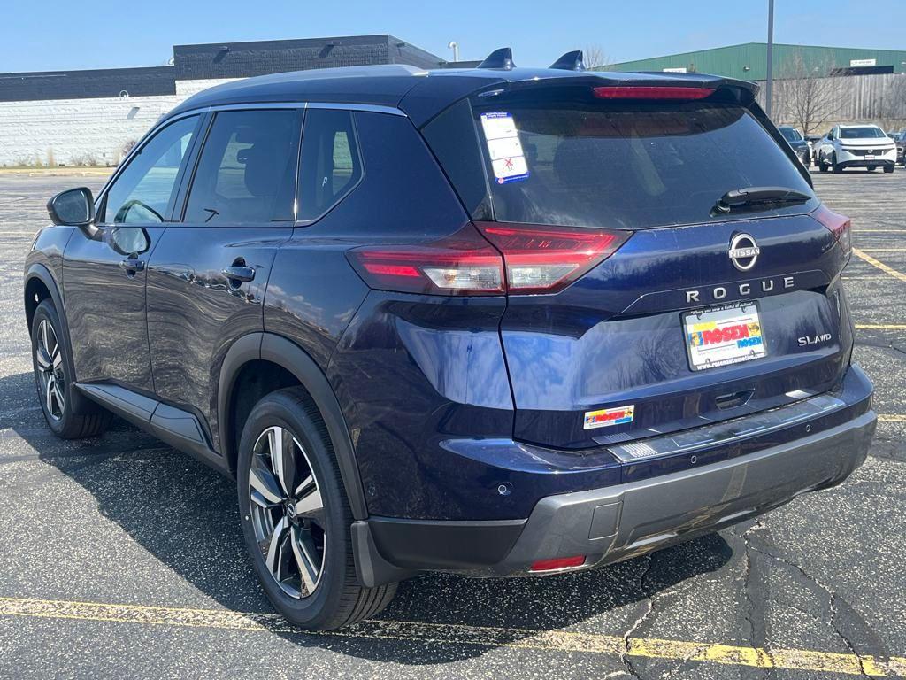 new 2025 Nissan Rogue car, priced at $40,254