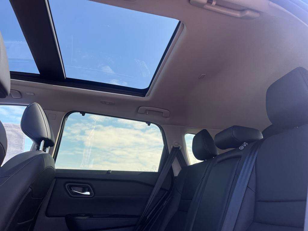 new 2025 Nissan Rogue car, priced at $40,254