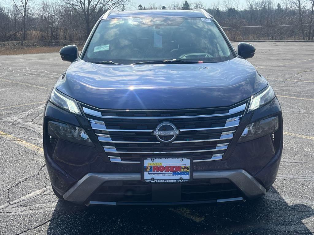 new 2025 Nissan Rogue car, priced at $40,254