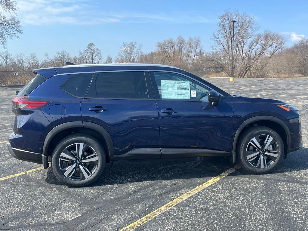 new 2025 Nissan Rogue car, priced at $40,254