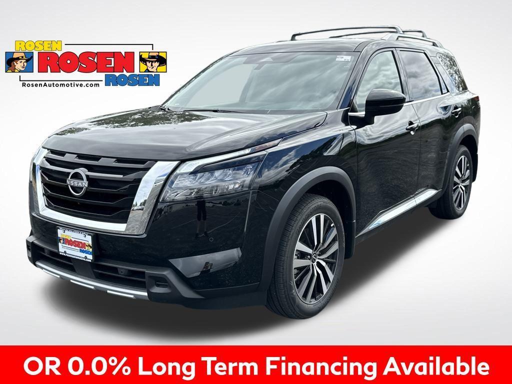 new 2025 Nissan Pathfinder car, priced at $49,422