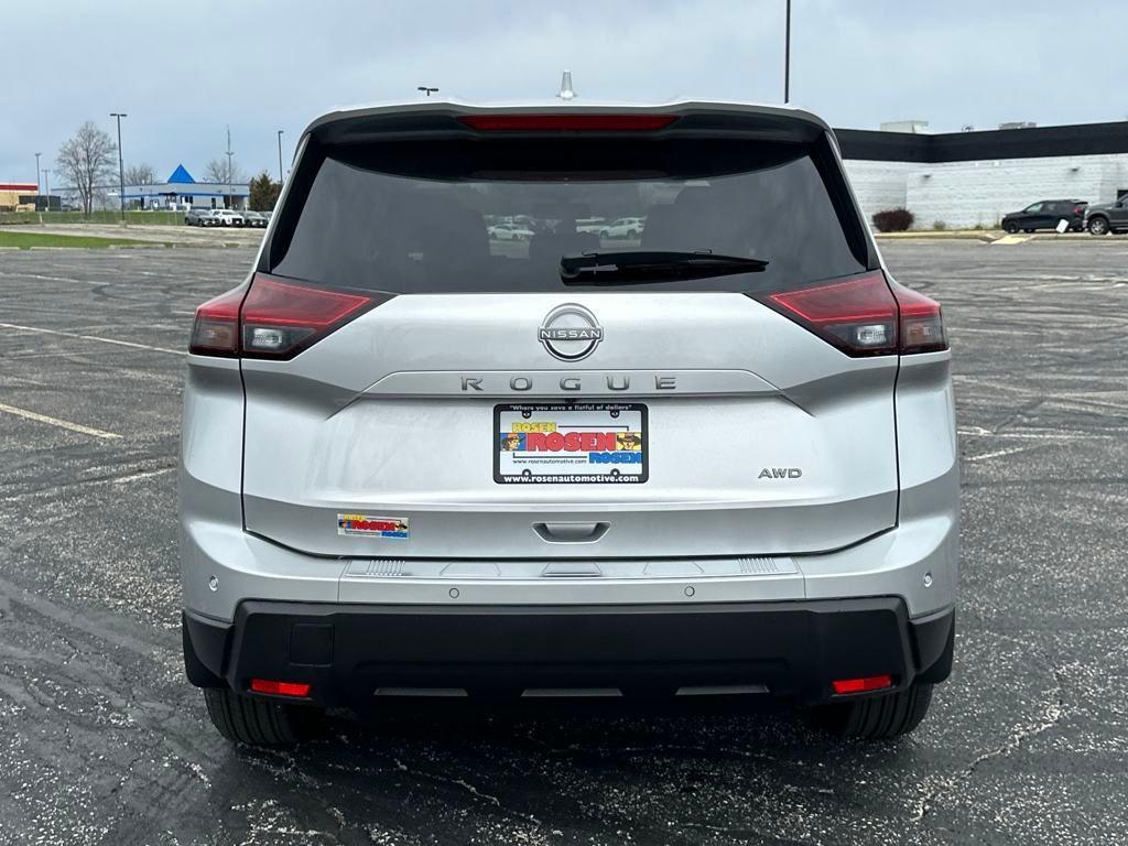 new 2025 Nissan Rogue car, priced at $30,578