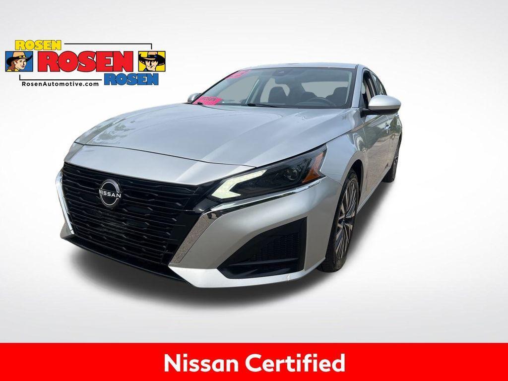 used 2023 Nissan Altima car, priced at $21,021