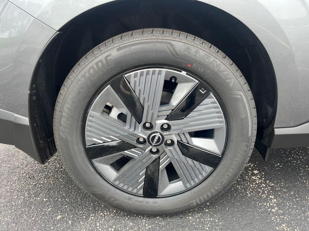 new 2025 Nissan Murano car, priced at $45,346