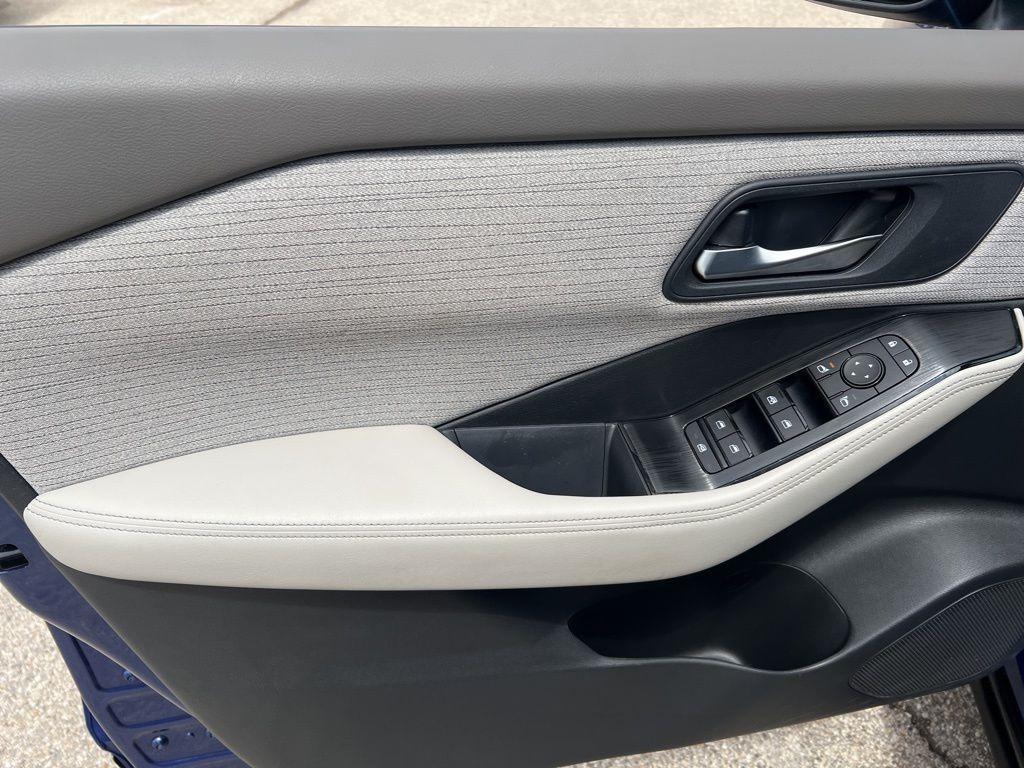 used 2022 Nissan Rogue car, priced at $26,499
