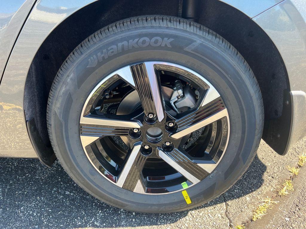 new 2025 Nissan Sentra car, priced at $21,717