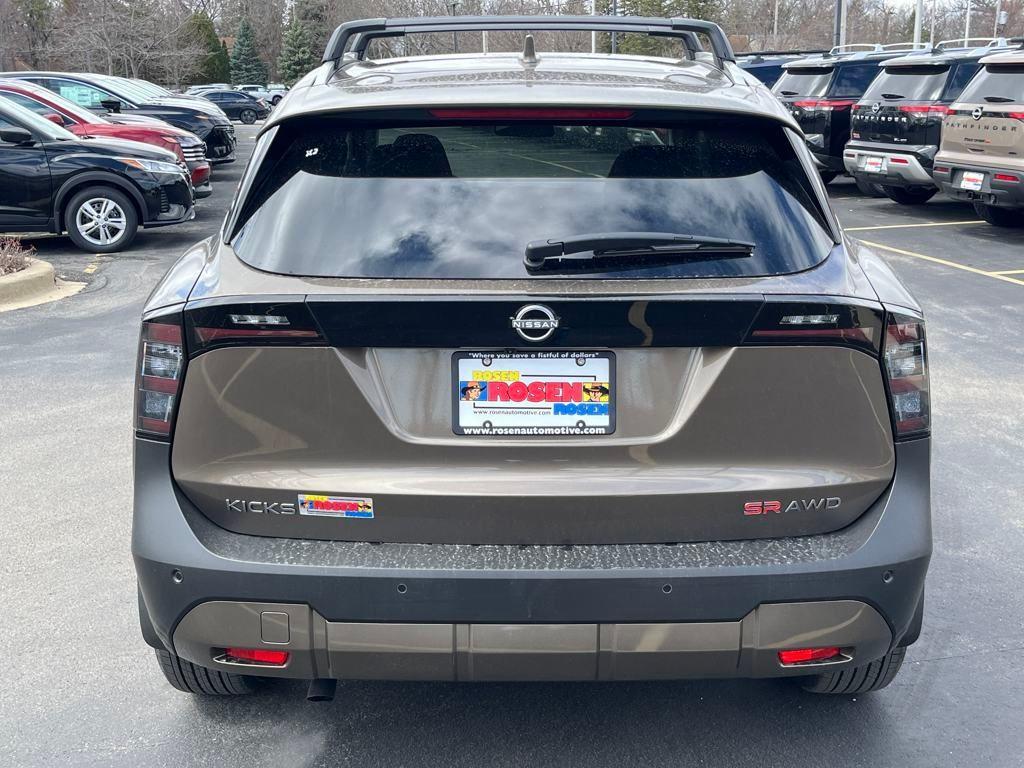 new 2025 Nissan Kicks car, priced at $31,509