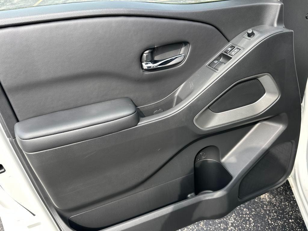 new 2025 Nissan Frontier car, priced at $34,080