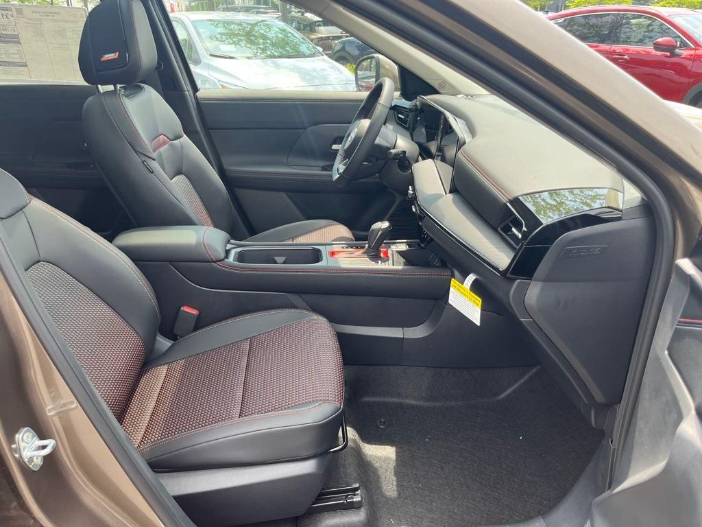 new 2025 Nissan Kicks car, priced at $28,521