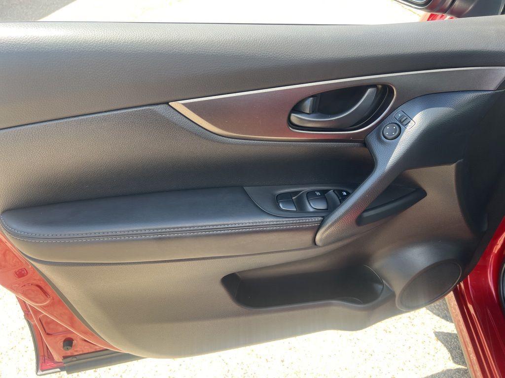 used 2022 Nissan Rogue Sport car, priced at $23,799