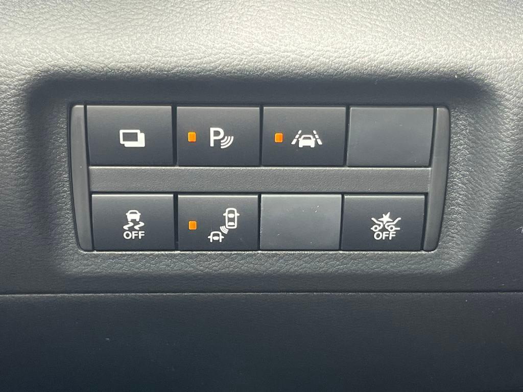 new 2025 Nissan Kicks Play car, priced at $22,057
