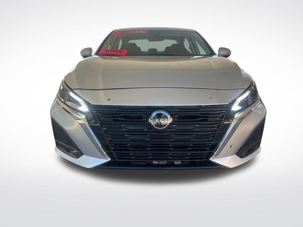 used 2023 Nissan Altima car, priced at $19,999