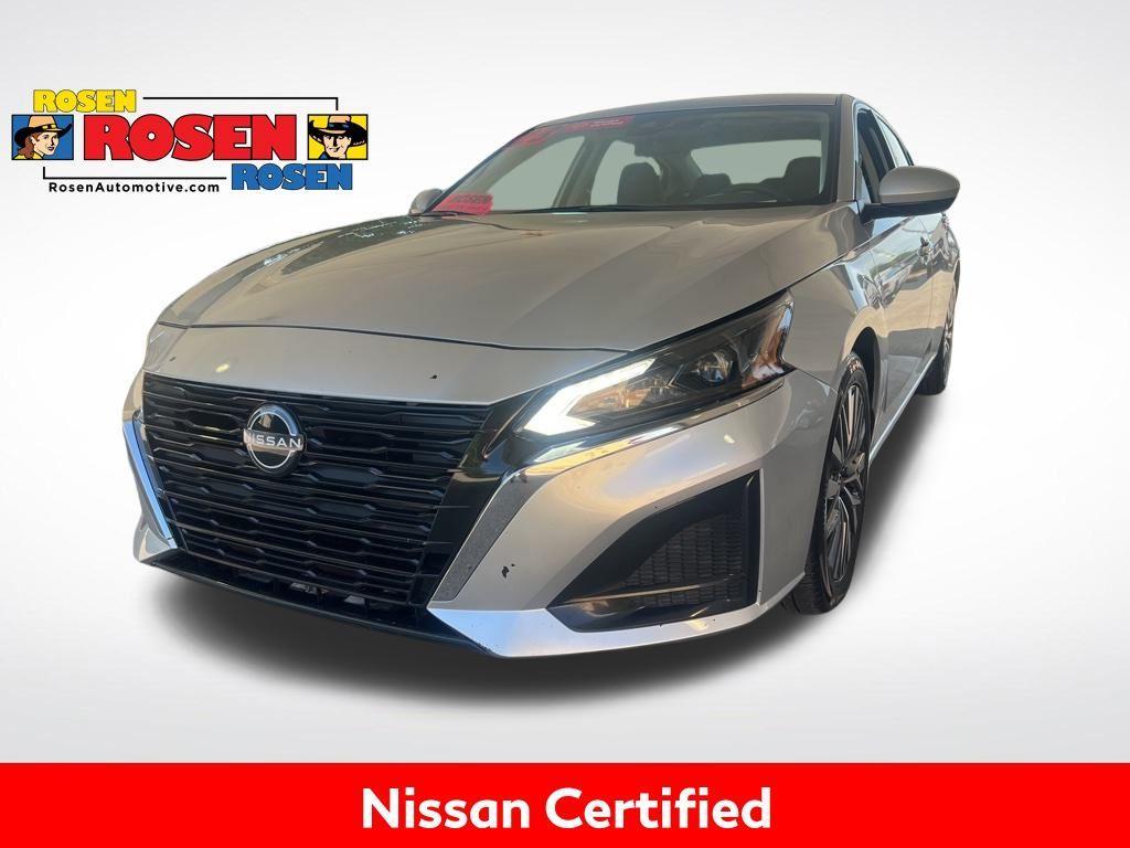 used 2023 Nissan Altima car, priced at $19,999