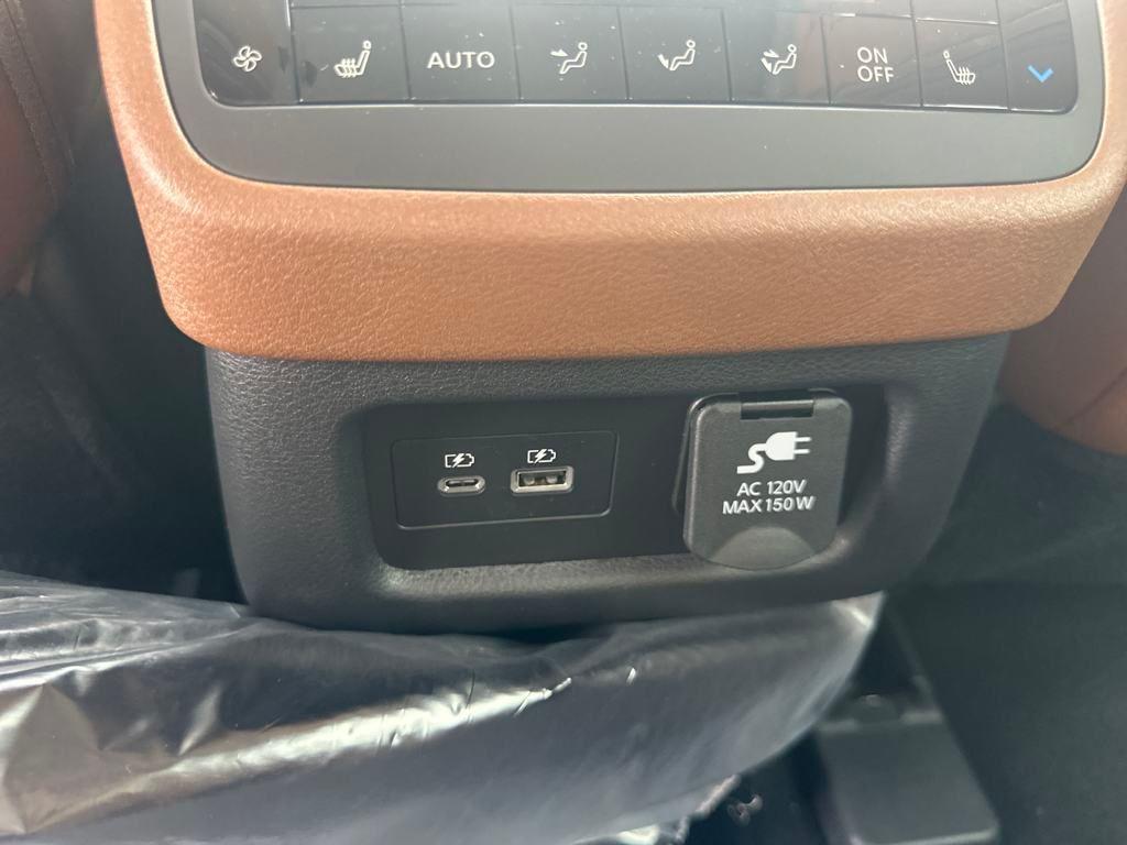 new 2025 Nissan Pathfinder car, priced at $49,885