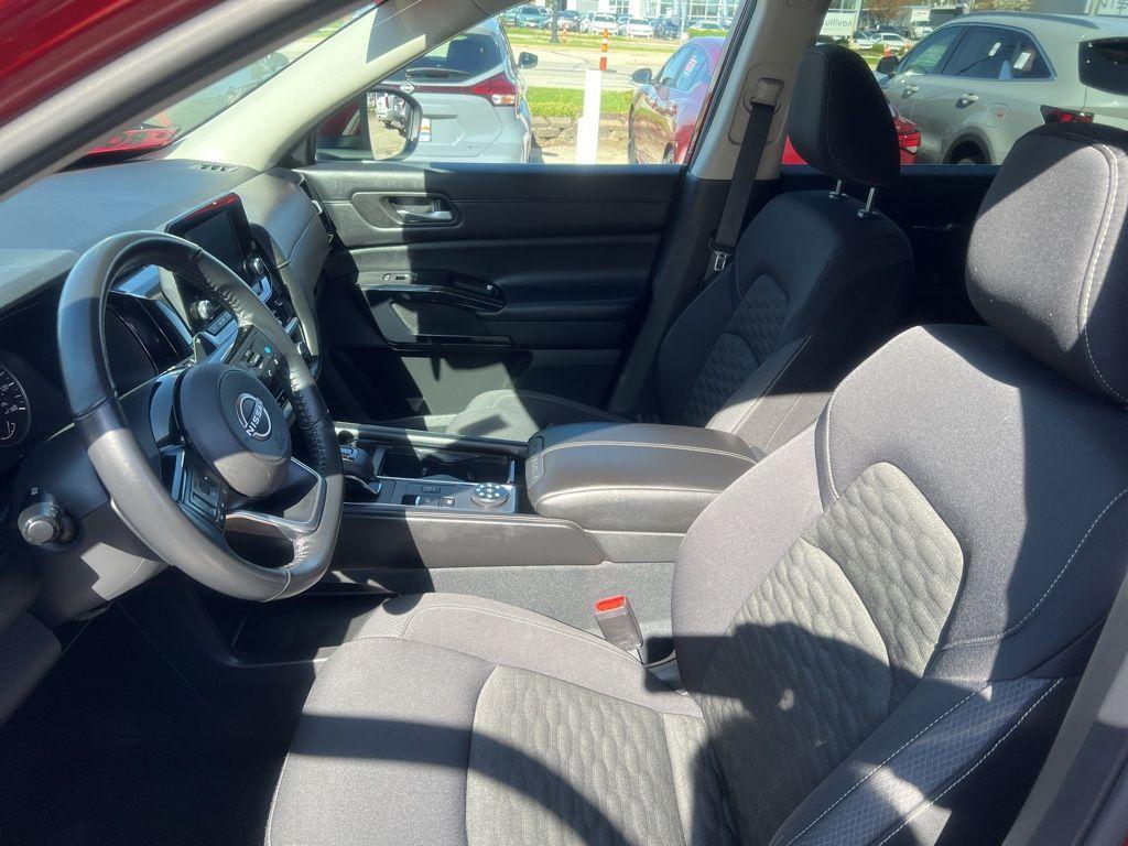 used 2022 Nissan Pathfinder car, priced at $33,164