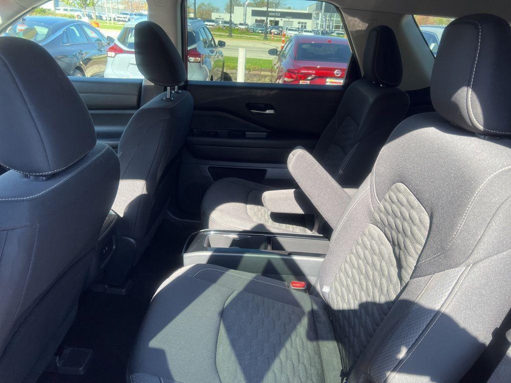 used 2022 Nissan Pathfinder car, priced at $33,164
