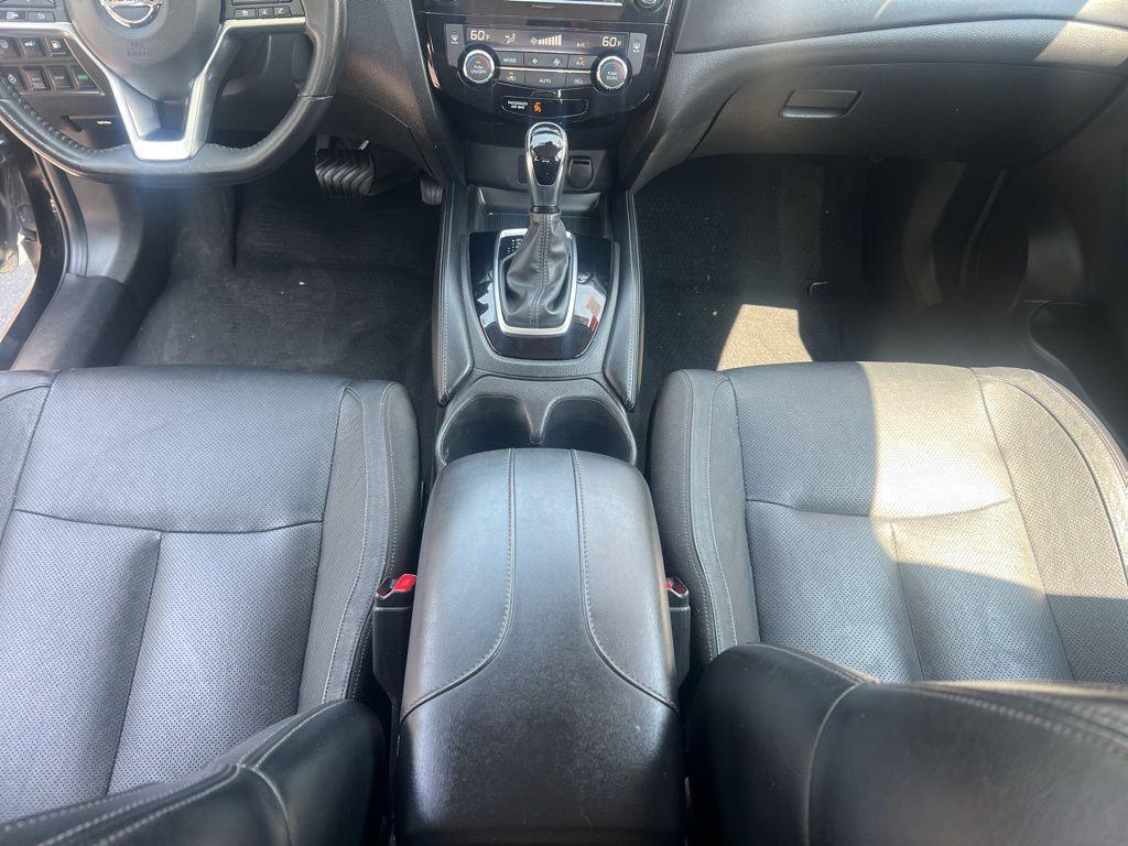 used 2018 Nissan Rogue car, priced at $15,239