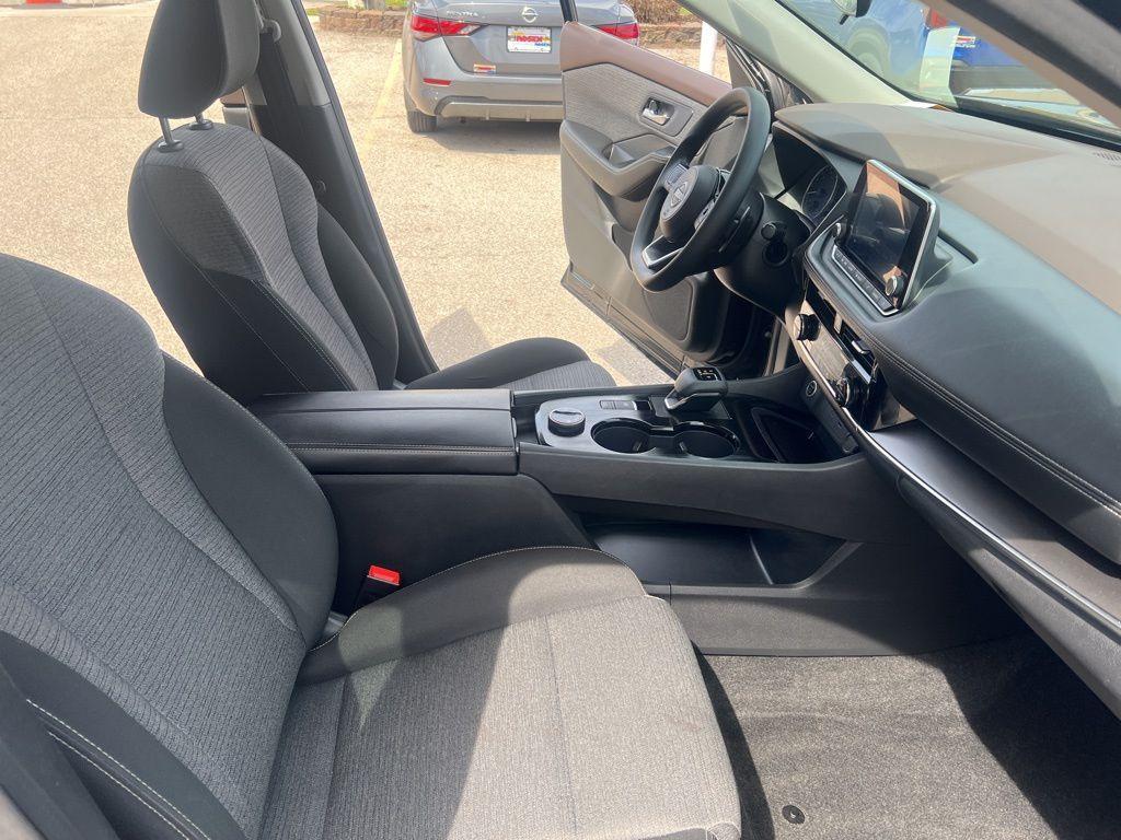 used 2022 Nissan Rogue car, priced at $24,999